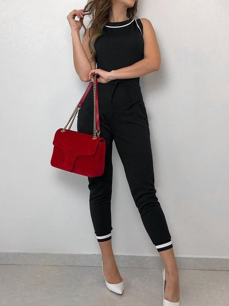 Jumpsuit i svart og hvitt
